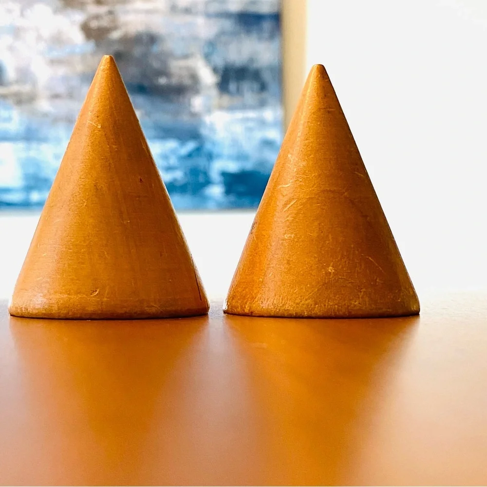Vintage Wooden Tee Pee Pipe Tahoe Salt & Pepper Shakers Hand Painted